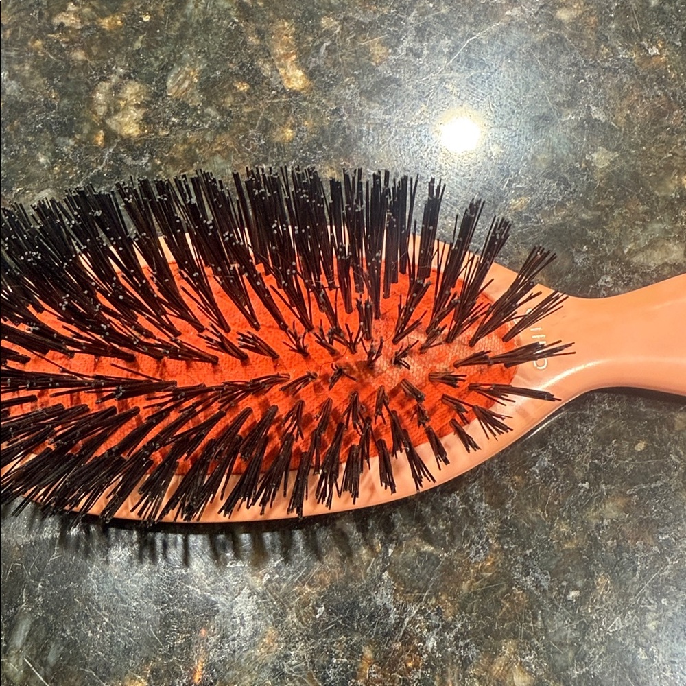 Elegant Coral Hair Brush with Black Bristles - Picture 7 of 9